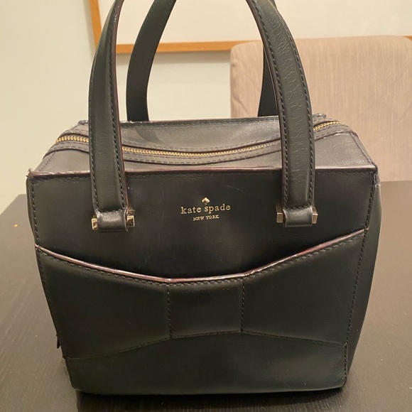 kate spade Handbags - Black “2 Park Avenue Beau” Kate Spade Handbag